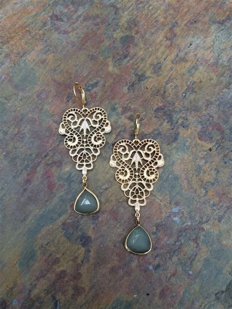 Eva Earring - Etsy