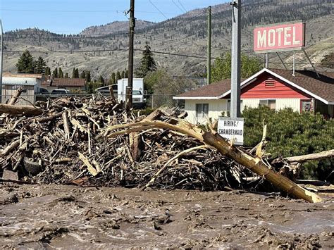 Evacuation alerts expanded as floodwaters rise on some B.C. rivers, creeks