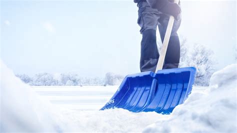 Evanston seeks volunteers to help seniors, people with disabilities shovel snow