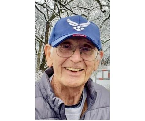 Robert Heissner Obituary. Evansville, WI - Robert "Bob" Heissner was born October 14, 1937 and fell asleep in death on August 12, 2023. Bob met the love of his life, Gail Heuer, in 1958 on her .... 