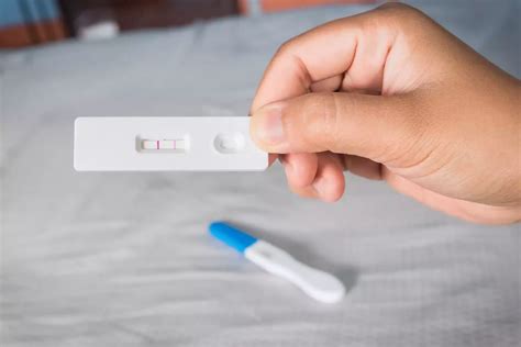 Evaporation line on pregnancy test what does it look like. Why does an evaporation line occur on a pregnancy test? Pregnancy tests are basically tiny chemistry experiments you run on your bathroom counter. Urine travels across a test strip where it has a chance to interact with both a control line, and a test line. 