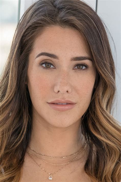 Eva Lovia 2023 Height: 5 ft 3 in / 160 cm, Weight: 115 lb / 52 kg, Body Measurements/statistics: 31-24-33 in, Birth date, Hair Color, Eye Color, Nationality 