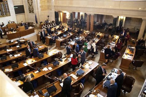Even Nebraska’s nonpartisan Legislature is divided from acrimonious 2023 session