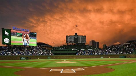 Even with smoke-filled skies, the Cubs played on at Wrigley Field