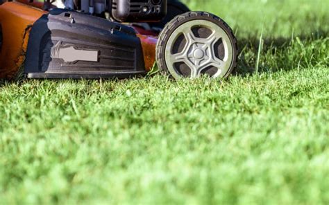 Ever had a blade fall off or shoot off? Lawn Care Forum