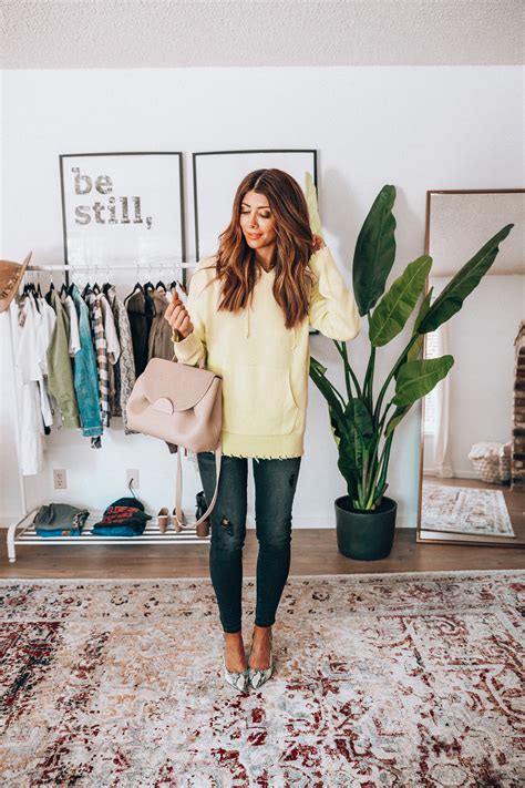 Evereve trendsend. Shop the latest women’s fashion finds on sale—tops, jeans, dresses, jackets, shoes &amp; accessories—plus free shipping on all orders over $50. 