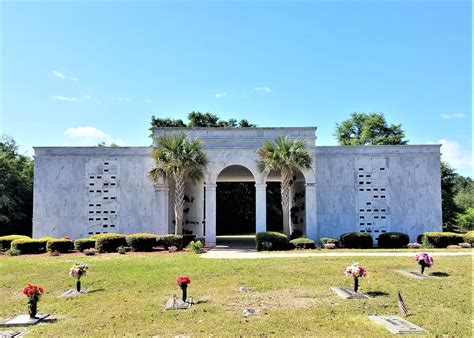 Evergreen Memorial Cemetery