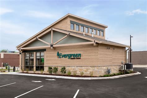 Evergreen credit union. Evergreen Credit Union is located in Portland, Maine, United States. Who are Evergreen Credit Union 's competitors? Alternatives and possible competitors to Evergreen Credit Union may include Bank of Orrick , Ann Arbor State Bank , and Zia Credit Union . 
