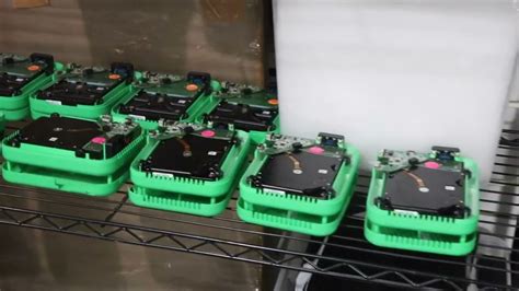 Evergreen miner. Mar 7, 2023 · Here's How I Am Earning $120+ PER MONTH Mining Chia With Hard Drives! Evergreen Miner makes plug and play Chia XCH farmers, which are basically HDD mining ri... 