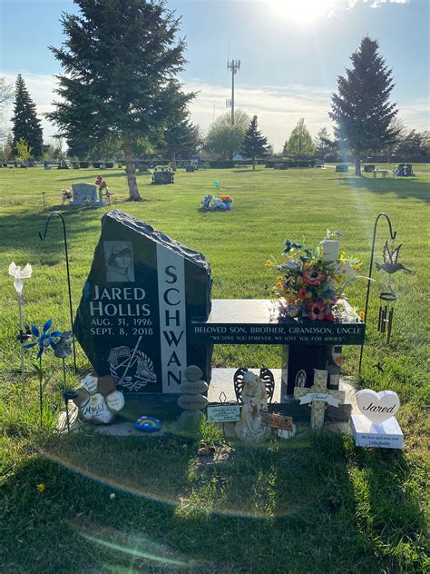 Everson funeral home obituaries williston nd. Ustanko, 55, of West Fargo, died Sunday, February 11, 2024, at Sanford Health in Fargo. Daryn Wayne Ustanko was brn on June 6, 1968, in Williston, ND to Gerald ... 
