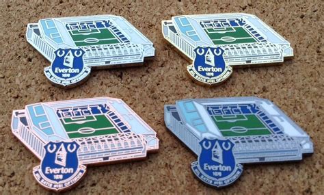 Everton Pin Badge - Etsy UK