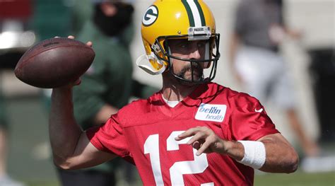 Everyone loses in Aaron Rodgers’s holdout, but this is just how the NFL …