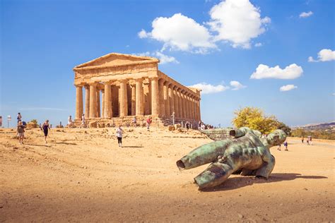 Everything You Need to Know About the Valley of the Temples in Sicily