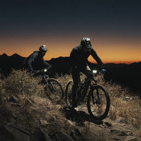 Evo Downhill Package (Trail Evo & Hangover) – Outbound Lighting