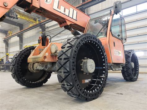 Evolution Wheel - Gehl 553 Telehandler Tire