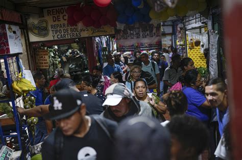 Evolving crisis fuels anxiety among Venezuelans who want a better economy but see worsening woes