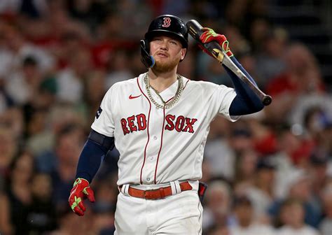 Ex-Red Sox OF Alex Verdugo takes jab at Alex Cora in first remarks since trade