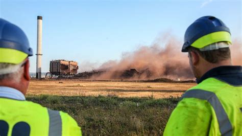 Ex-Redcar steelworks building demolished in explosion