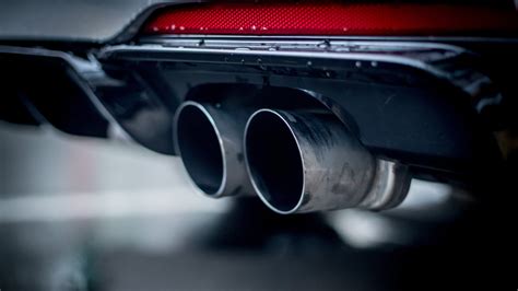 Exhaust leak. How to Tell when Your Exhaust is Leaking · catalytic converters, · resonators, or mufflers may be present. Giant steel tubes or boxes will be joined all along ..... 