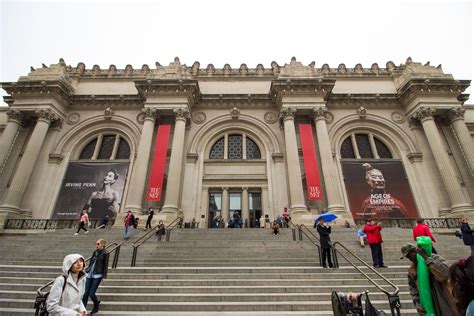 Exhibits at the metropolitan museum of art. The Metropolitan Museum of Art, located in New York City, is one of the largest and most comprehensive art museums in the world. It houses over 2 million works of art from ancient ... 