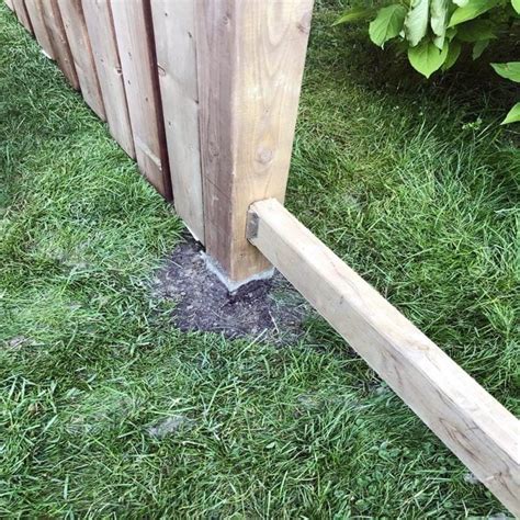 The two most viable options for setting a fence post is using expanding foam or concrete. Expanding foam is better for setting posts than concrete because it creates a better foundation. Concrete is also solid, but it is harder to apply than expanding foam. The main benefit of expanding foam is that it expands into the ground surrounding and .... 