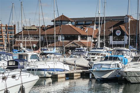 Experience dining with a difference Port Solent