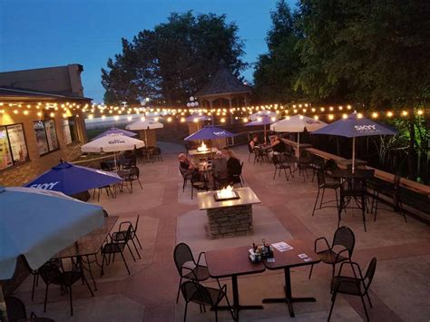 Experience the Charm of Outdoor Dining in Green Bay, WI