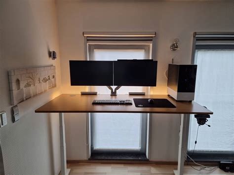 Experiences with the Fully Jarvis standing desk : r/StandingDesks