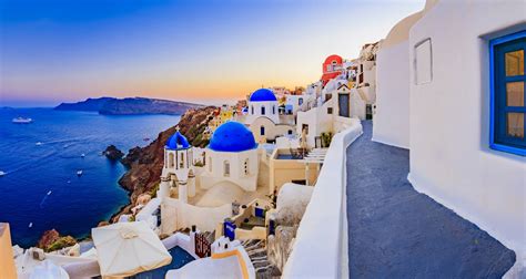 Explore Athens, Mykonos & Santorini & stay at 4* hotels (3