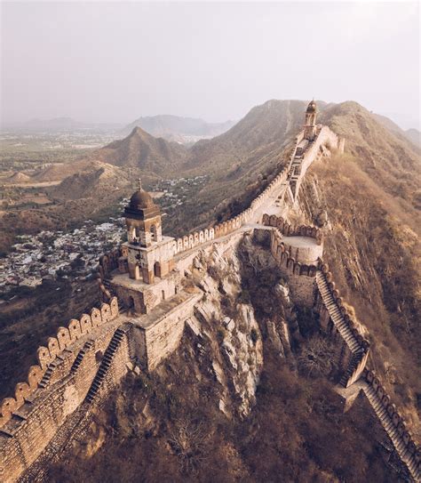 Exploring the Jaipur Wall Near Amer Fort, Rajasthan