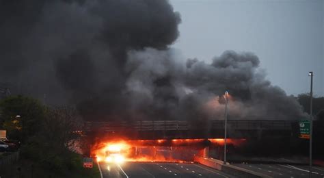 Explosion in ct today.  &mdash; A community in Bloomfield is in shock after a hou...