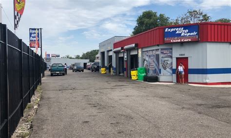 Express auto repair. Reviews on Auto Express in Mesa, AZ - Audio Express, Auto Express, Express Oil Change & Tire Engineers, Rob's Auto Body Mesa, Sunland Auto Service. Yelp. Yelp for Business. ... “TCM auto repair fixed my break pads and roters for $500 less than a dealer was going to charge me ... 