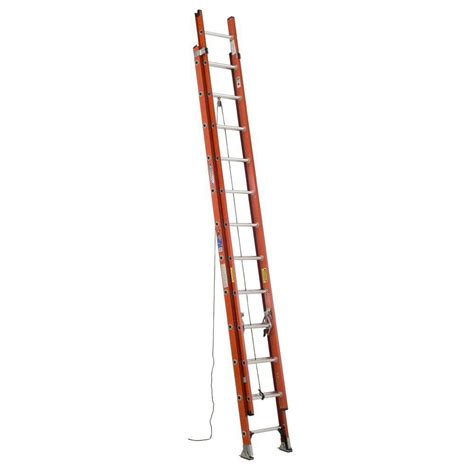 This Featherlite 16 ft. fibreglass extension ladder has a 300 lbs. load capacity, rated Grade IA. It is equipped with the MAXLOCK rung lock, custom engineered from a patented, advanced molecular polymer, …. 