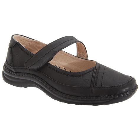 Extra wide womens shoes. SoftWalk Safi Patent Ruched Slip-On Flats. $99.99. Extended Sizes. Shop for Extra Wide Women's Shoes at Dillard's. Visit Dillard's to find clothing, accessories, shoes, cosmetics & more. The Style of Your Life. 