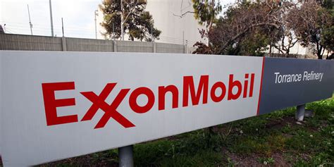Exxon in talks with automakers on supplying lithium