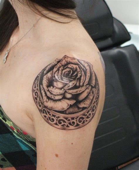 EyeRefreshing Shoulder Tattoo Designs TutorialChip