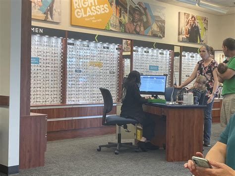 Eyemart Express, Farmington. 49 likes · 2 talking about this · 605 were here. As one of the country's Top 10 optical retailers, Eyemart Express is the... As one of the country's Top 10 optical retailers, Eyemart Express is the only retailer with a lens lab in every store...
