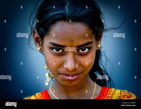 Eyes by india. Jun 5, 2018 · The Purpose of the Bindi. By Shuvi Jha June 5, 2018. Aside from the beautiful saris and gold jewelry that characterize much of the Indian subcontinent’s culture, one of the most internationally-known body adornments worn by Hindu and Jain women is the bindi, a red dot applied between the eyebrows on the forehead. The term “bindi” stems ... 