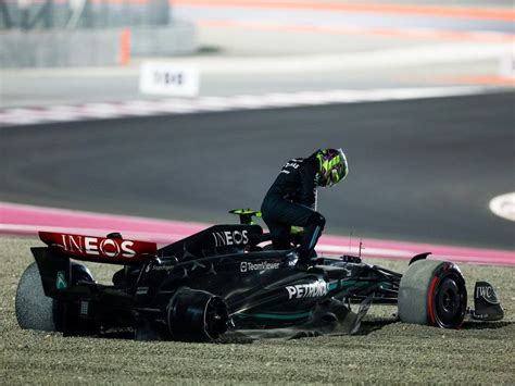 F1 governing body FIA to review Hamilton’s actions after crossing track at Qatar GP