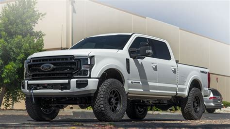 Engine options for 2023 are also changing, with the 6.8L now becoming the base gas engine, the 7.3 Godzilla becoming the premium gas option, and the High Output 6.7 Power stroke, joining the existing 6.7 Powerstroke. One big change for the 2023 Super Duty that's relevant to all of us doing suspension is the radius arms and sway bar.. 
