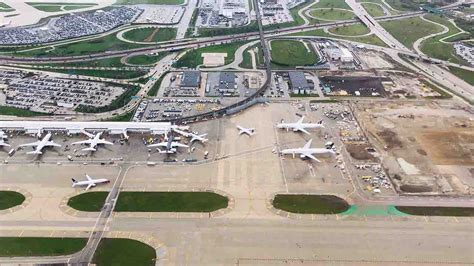 FAA is investigating after 2 regional aircraft clip wings at Chicago’s O’Hare International Airport