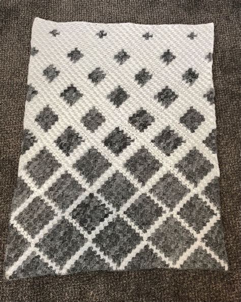 Fading Diamonds C2C Blanket - FREE GRAPH - muktibox.com