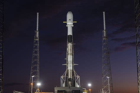 Falcon 9 - muktibox.com