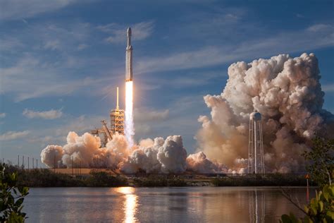 Falcon Heavy & Starman - wintechmobiles.com