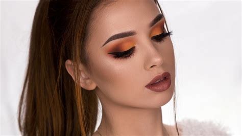 FALL Inspired Makeup Tutorial Matte Brown & Orange Smokey Eye