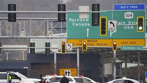 FBI confirms explosion at Canada-U.S. Rainbow Bridge border crossing in New York