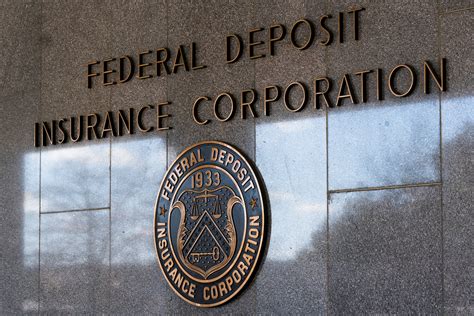 FDIC recommends overhauling insurance deposit system