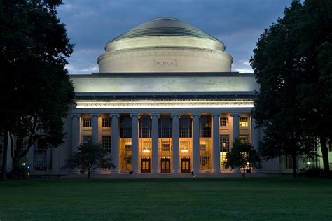 FEATURE: A struggle within MIT’s IT department over its future