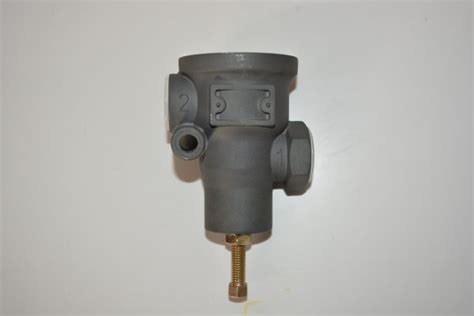 FH12/FH16 PRESSURE LIMITING VALVE - RMJ Truck Parts and …