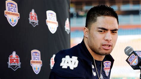 FILE - In this Jan. 5, 2013, file photo, Notre Dame linebacker Manti …